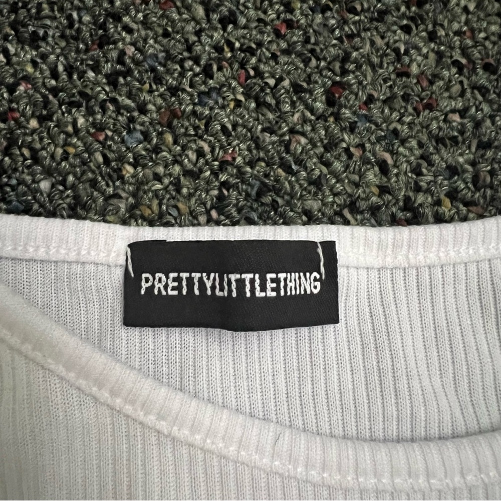 PRETTYLITTLETHING White Triangle Handkercheif Racer Back Tank Top Shirt Top Sz S - Picture 15 of 16